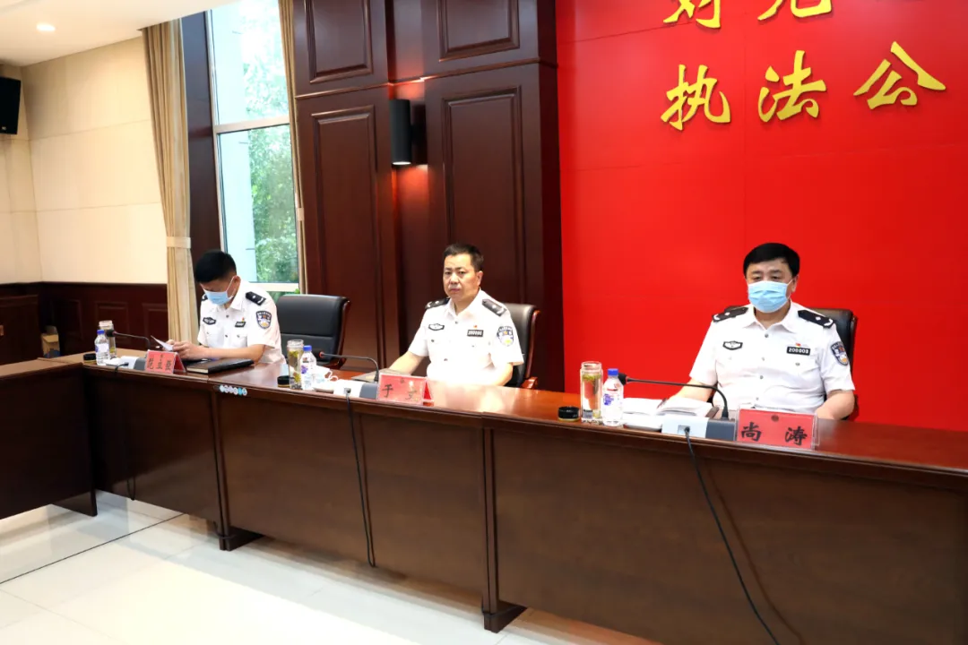 吉林市公安局召開全市公安隊伍教育整頓總結(jié)暨“回頭看”工作部署推進會